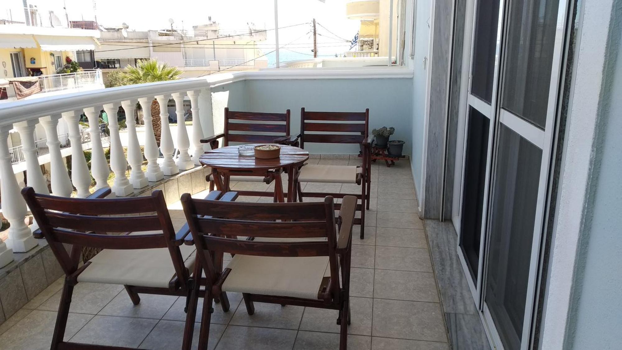 Sea And Sky Apartment Nea Peramos  Exterior photo
